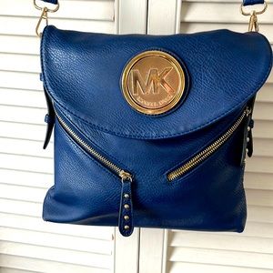 Michael Kors adjustable cross body purse